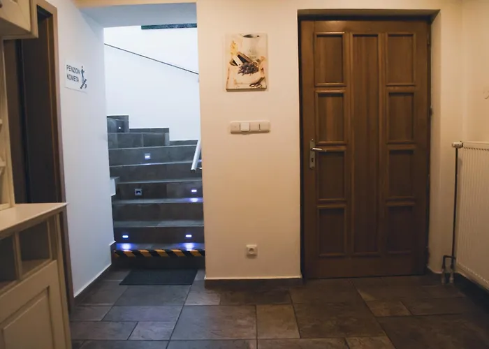 Kometa - Rodinny U Novomlynskych Jezer S Komfortem, Restauraci A Detskou Zonou 3* باسوهلافكي